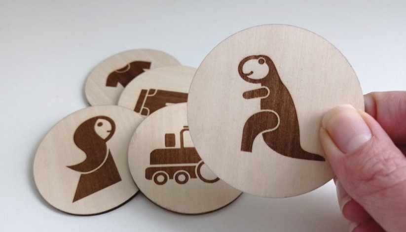 Dřevěný piktogram na box s lesními zvířátky