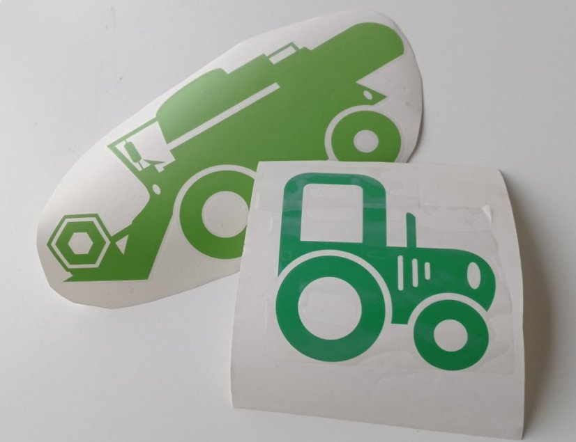 Kombajn a traktor